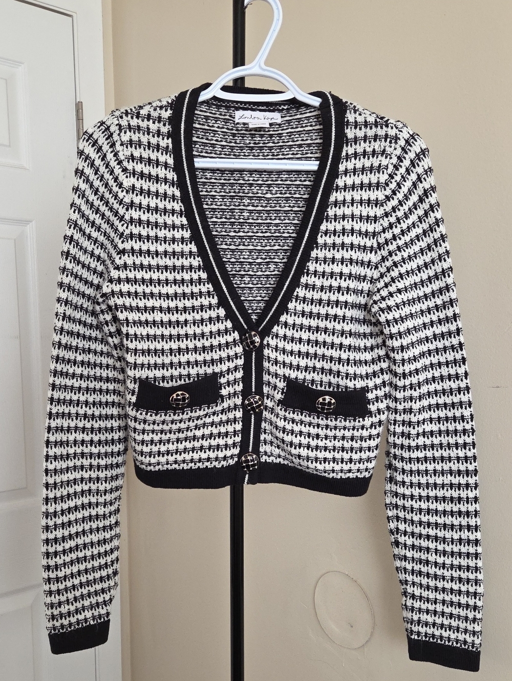 London Kaye  Black & White Houndstooth V-Neck Cardigan